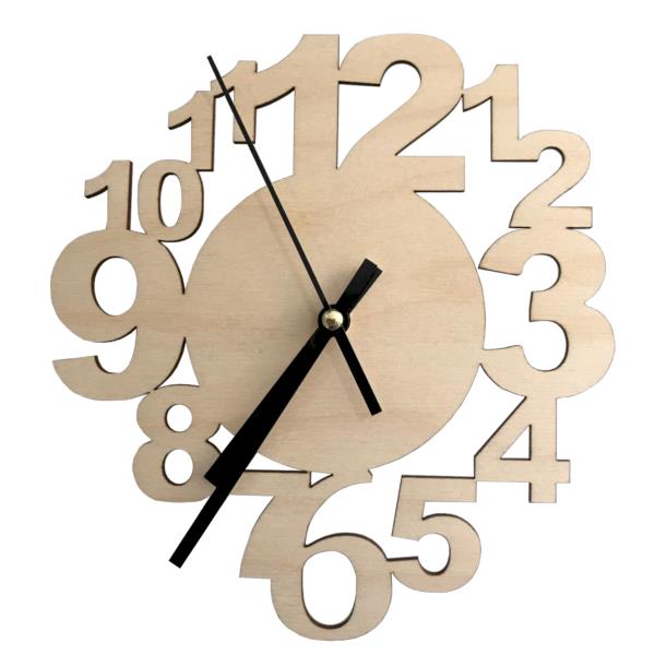 Horloge en bois sur mesure - France